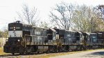 GC 3957, 3938 & 3911 / U23B's leading a mixed freight train